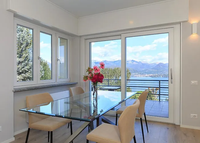 Belvedere - By Impero House 스트레사